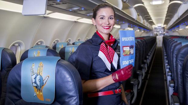Star Trek De Magazin Air Berlin Und Tele 5 Feiern Mit Star Trek Flieger Und Spocktuten
